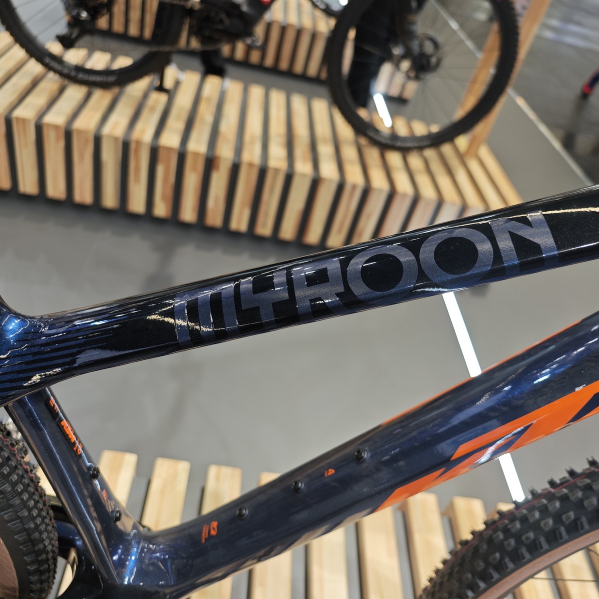 KTM Myroon Exonic 2026